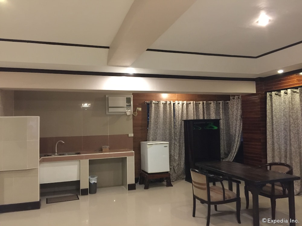 Dumaluan Beach Resort 19/35