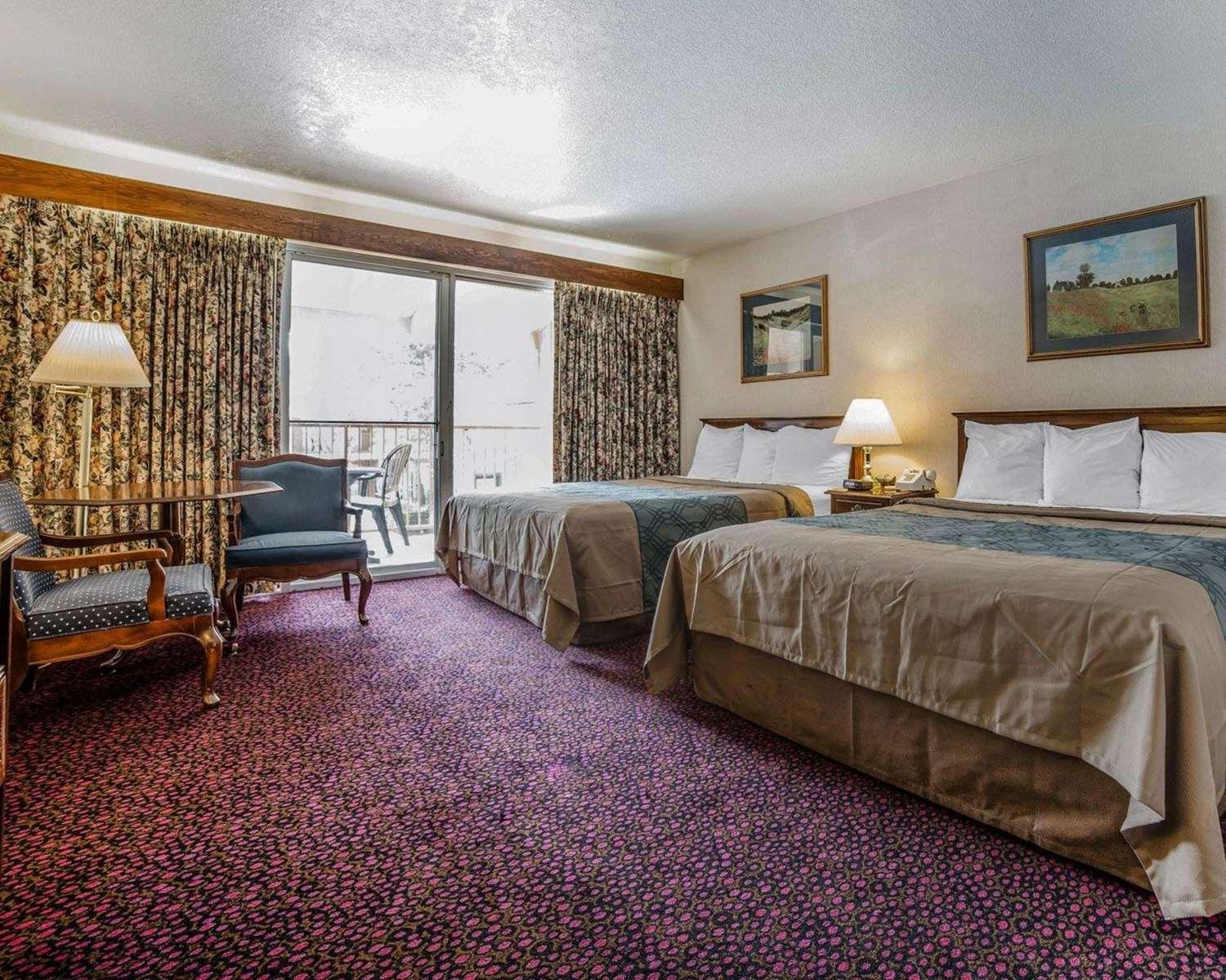 Room, 2 Queen Beds, Smoking