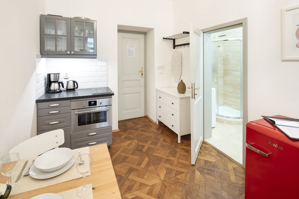 Old Town Aparthotel Michalska 29/75