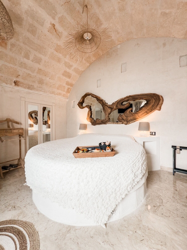 Bellavista Suites 7/50