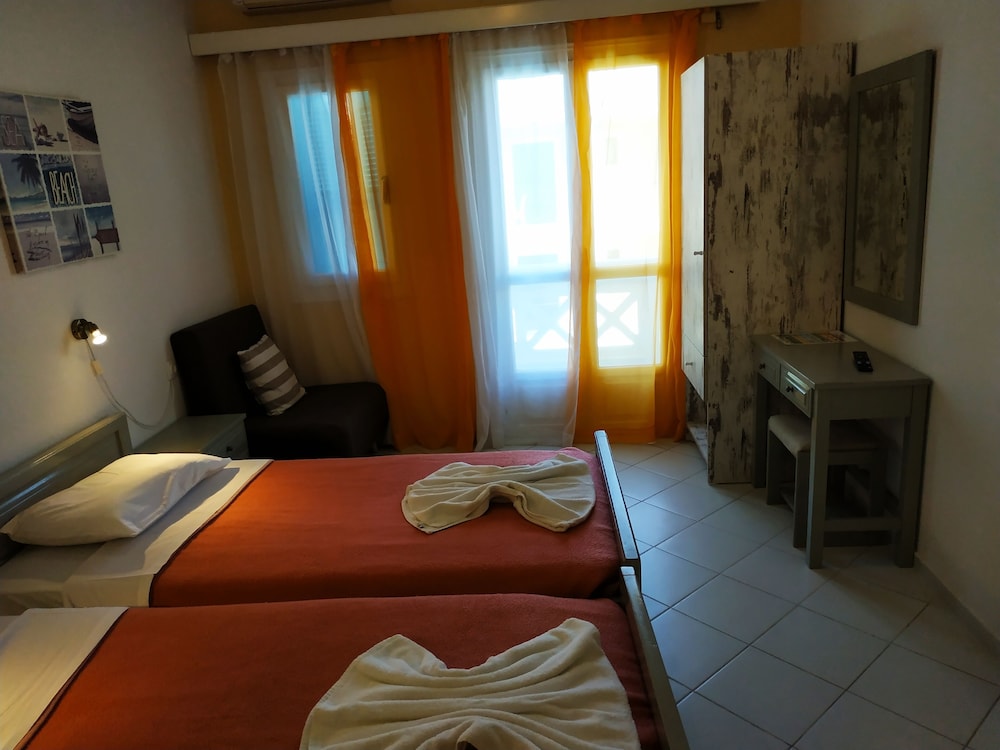 Renia Hotel 38/60