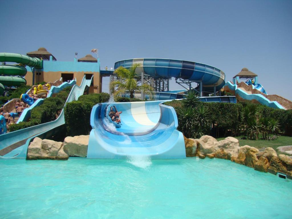 Titanic Resort and Aqua Park 35/45