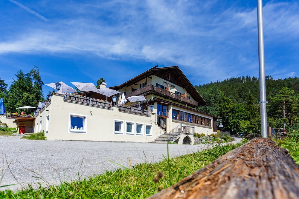 Landhotel and Berggasthof Panorama 46/50