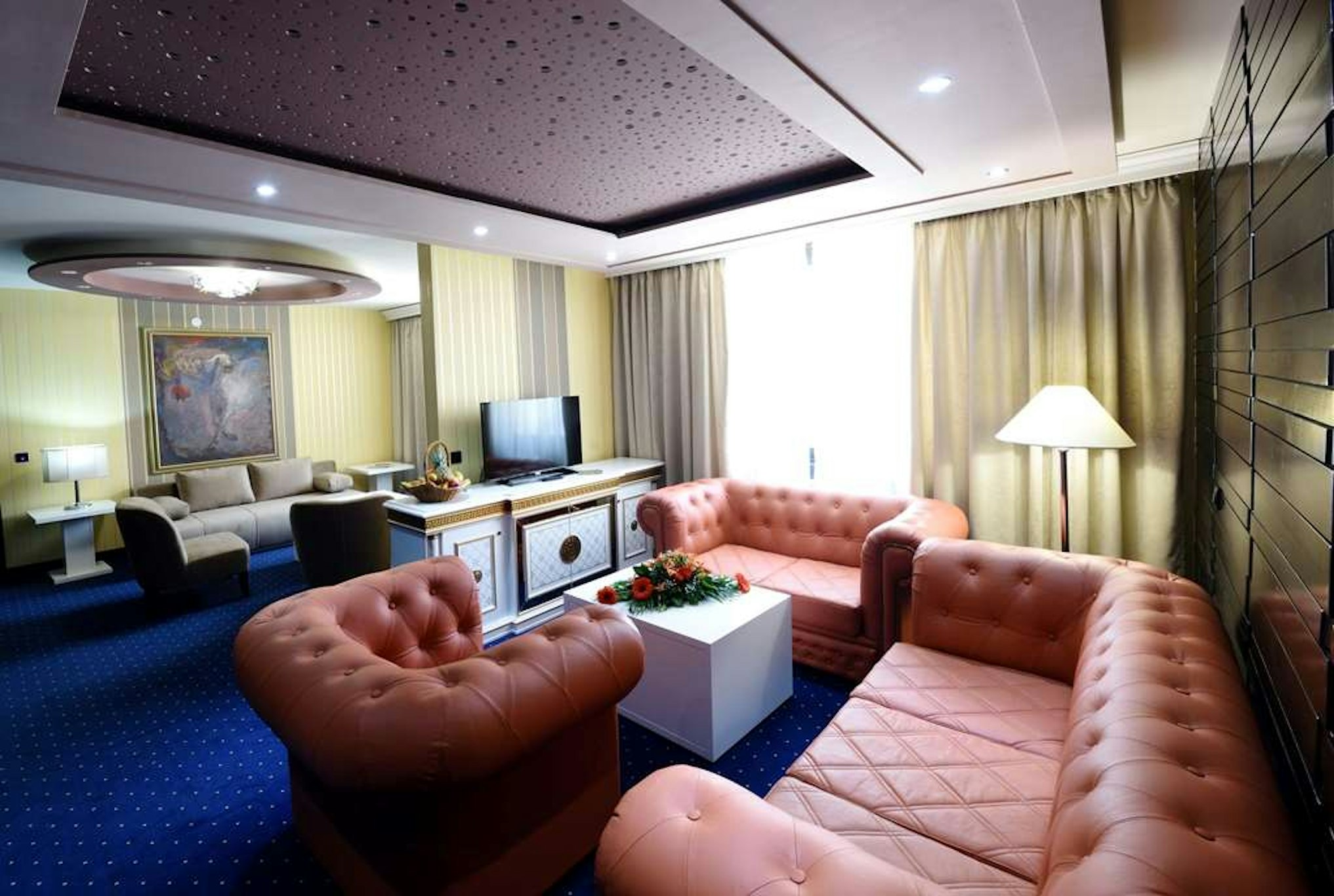 Hotel Holiday 14/23