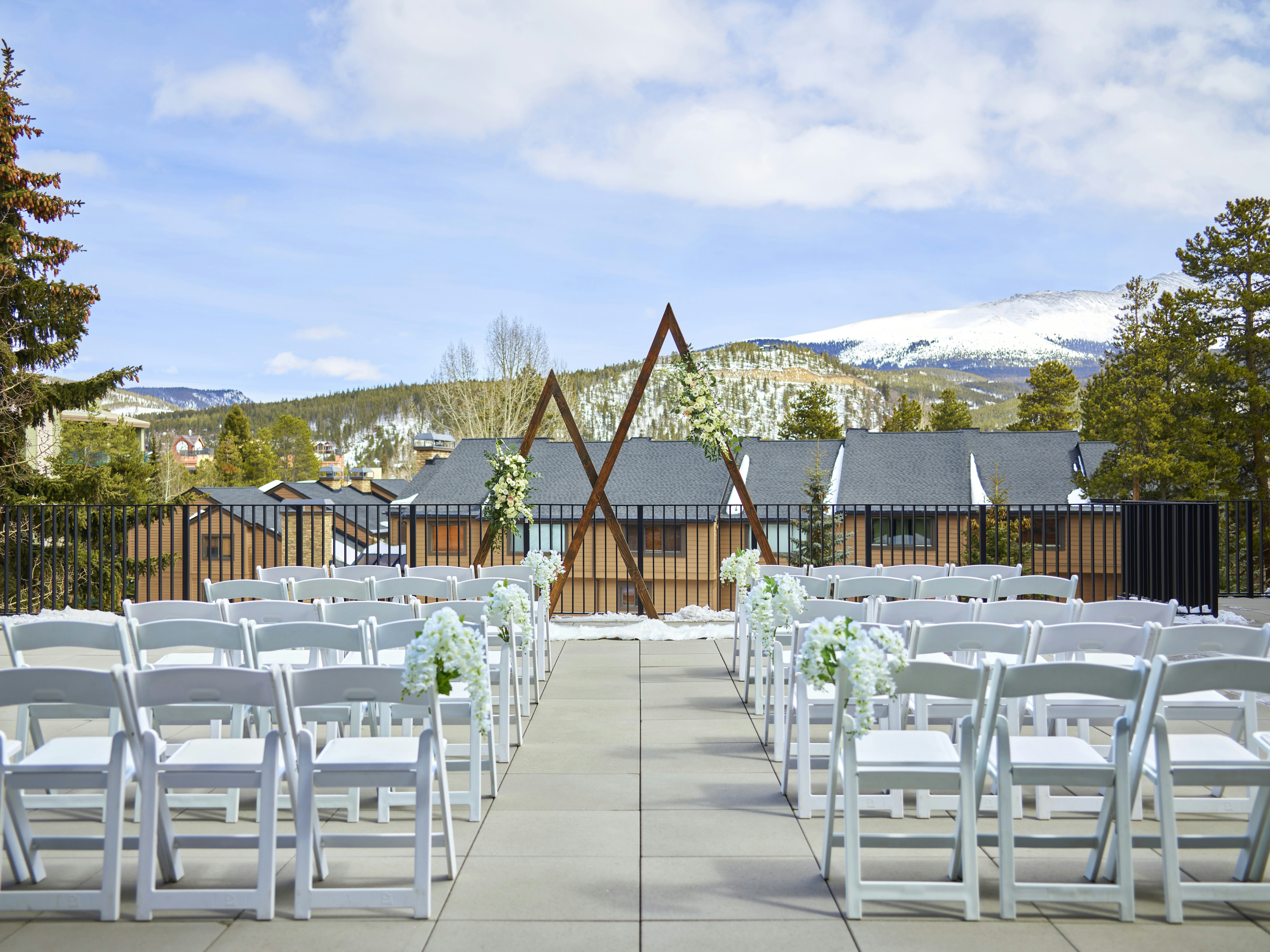 Hotel Alpenrock Breckenridge, Curio Collection by Hilton 30/46