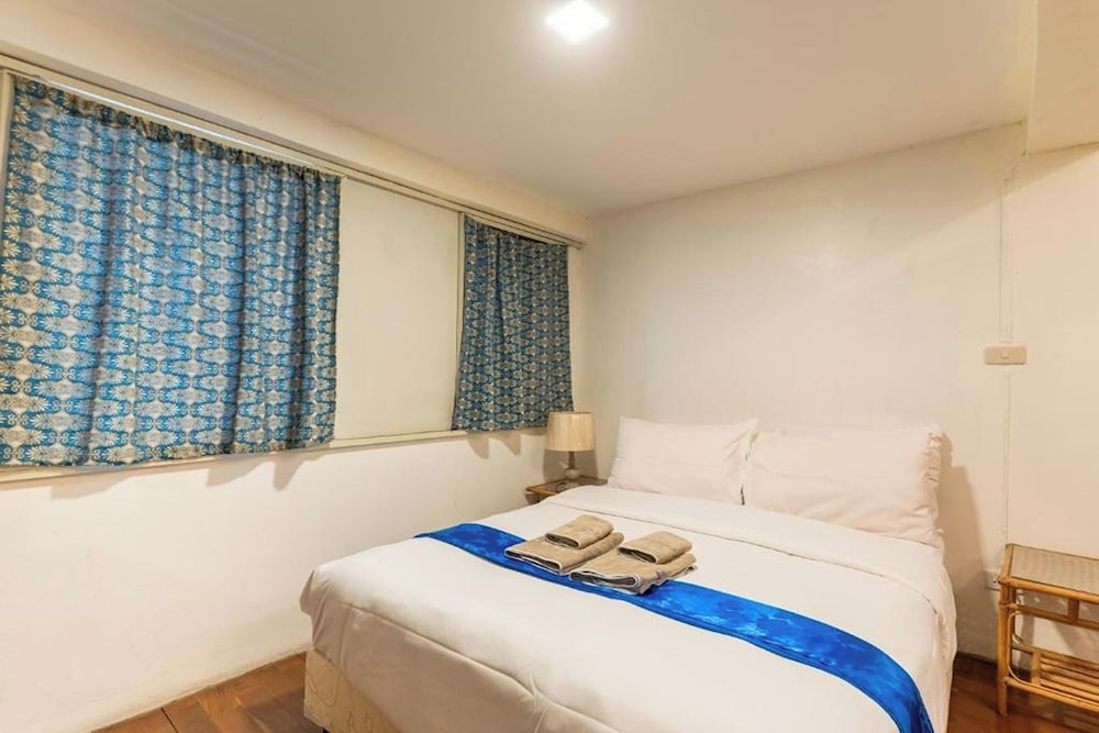 STANDARD, DOUBLE BED