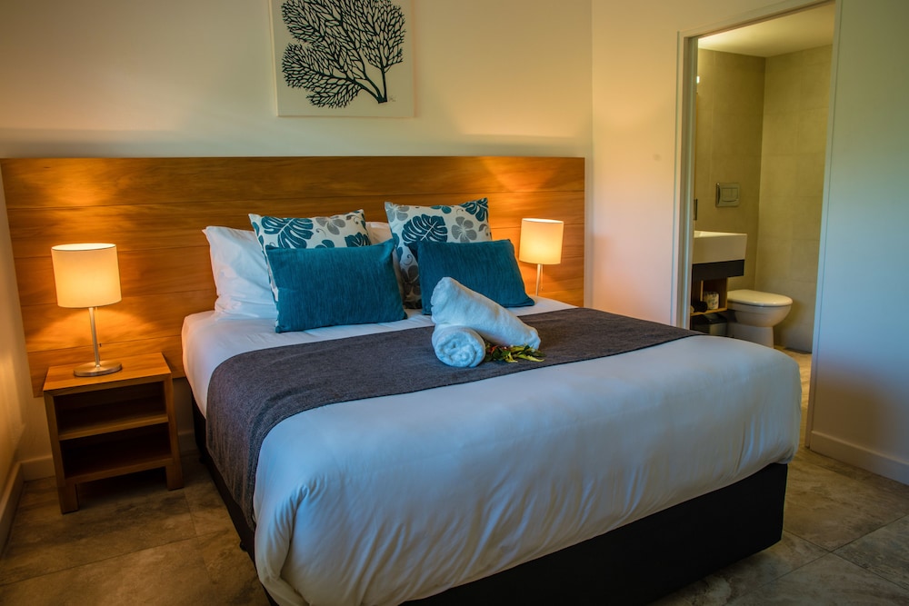 Ultiqa Fiji Palms Beach Resort 18/59