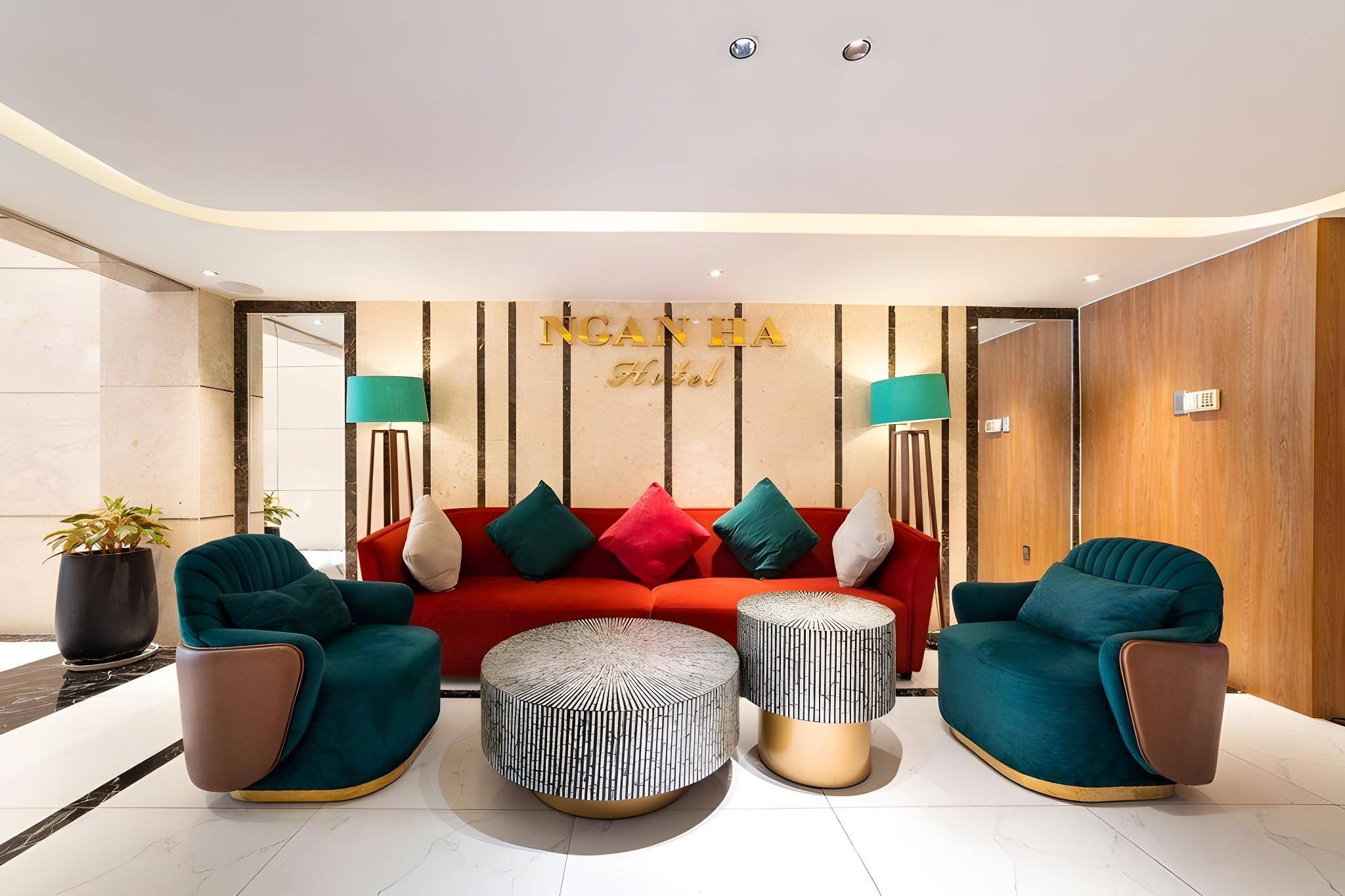 Ngan Ha Hotel 64/80
