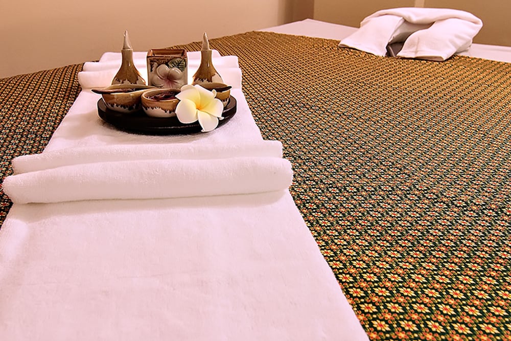 BOSSOTEL INN 24/34