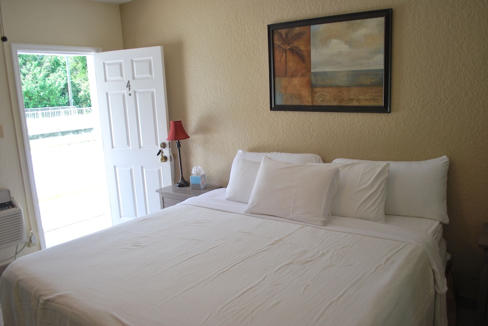MarBay Suites 8/50