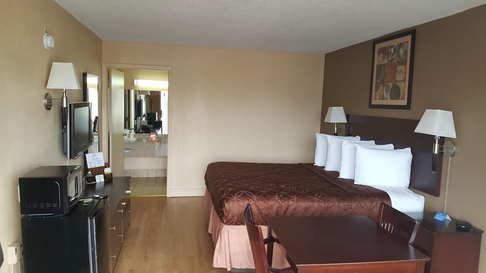 Americas Best Value Inn Orlando 75/93