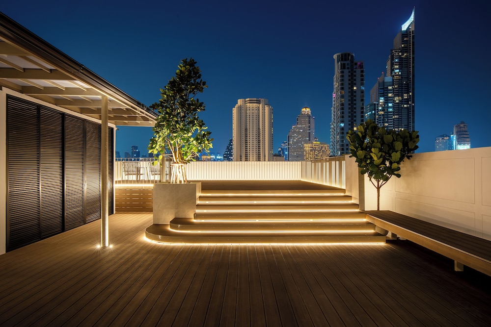 Saan Hotel Sathorn 20/50