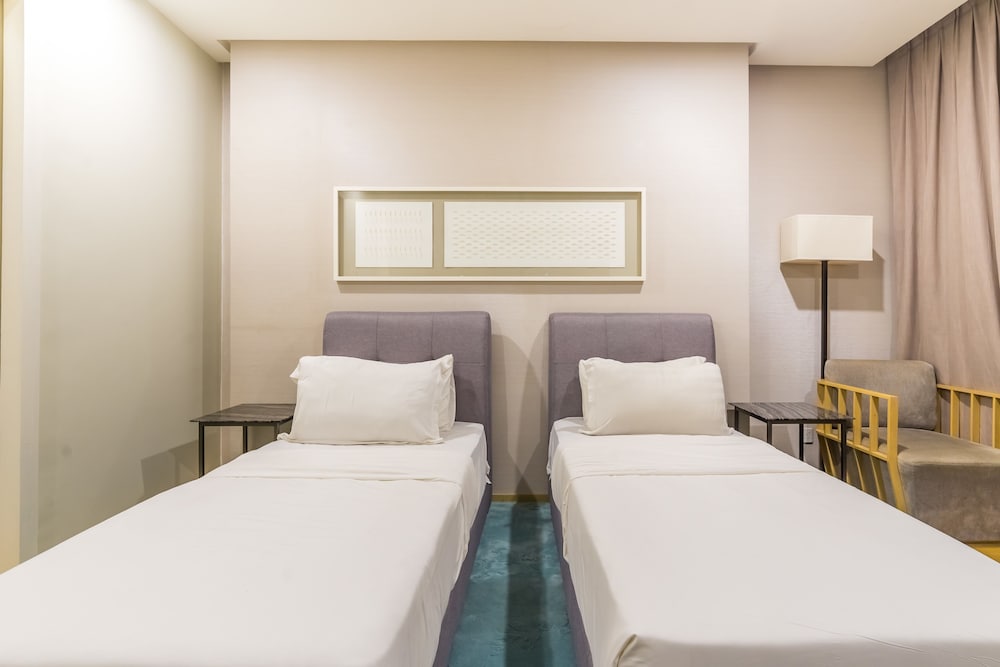 188 Serviced Suites & Shortstay Apartments 11/36
