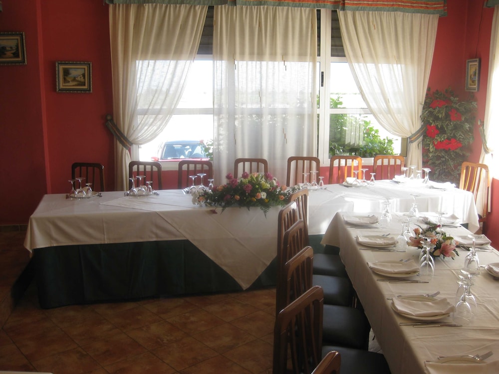 Hotel Restaurante Campomar 31/42