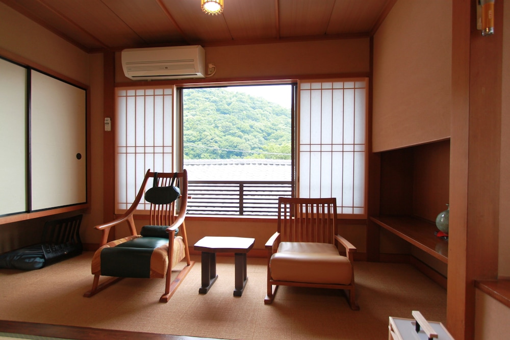 Yusakaso 22/27