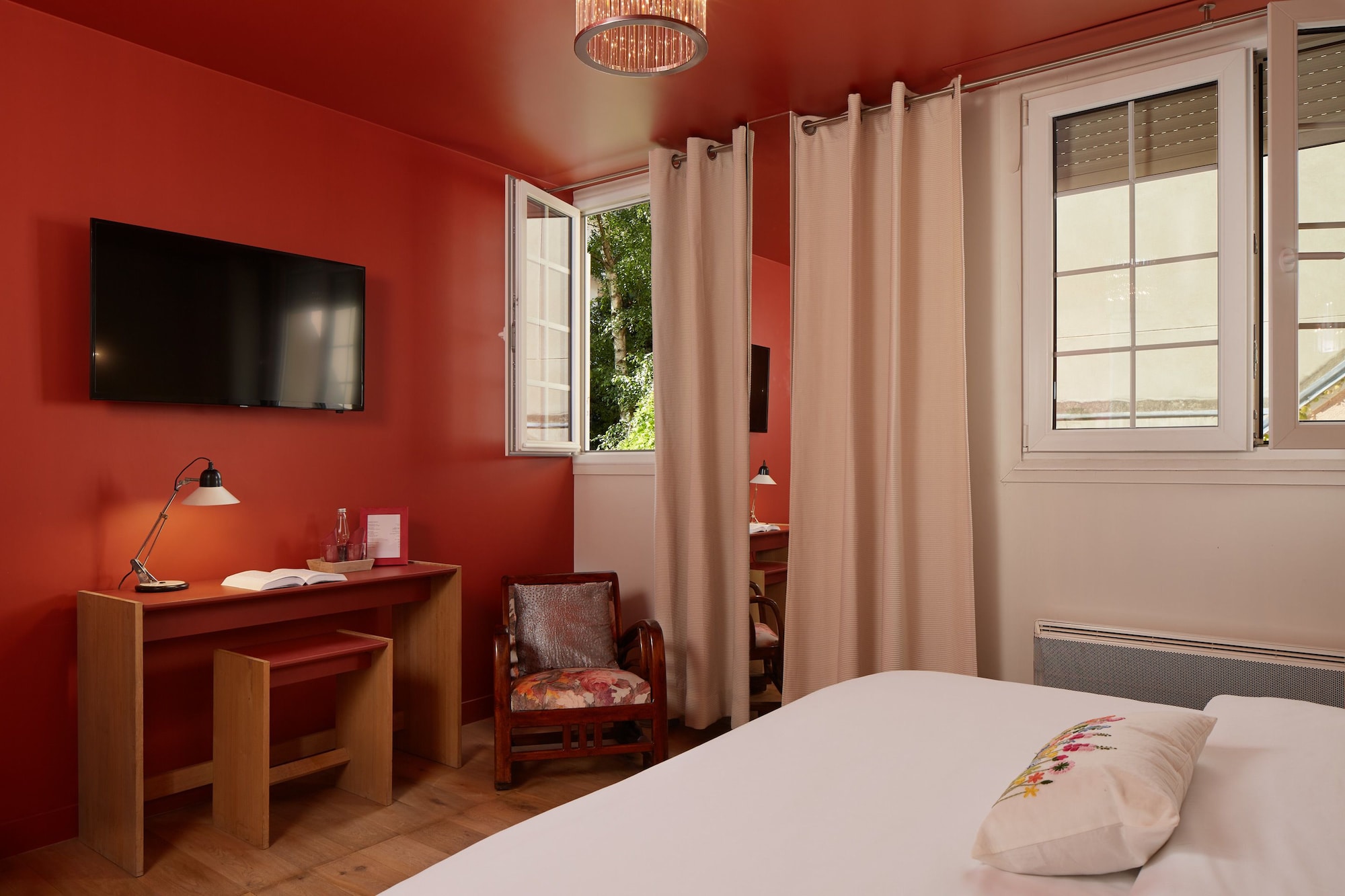 COMFORT, DOUBLE BED