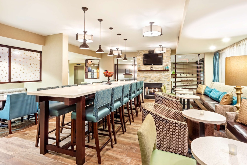 Hampton Inn Hendersonville 40/55