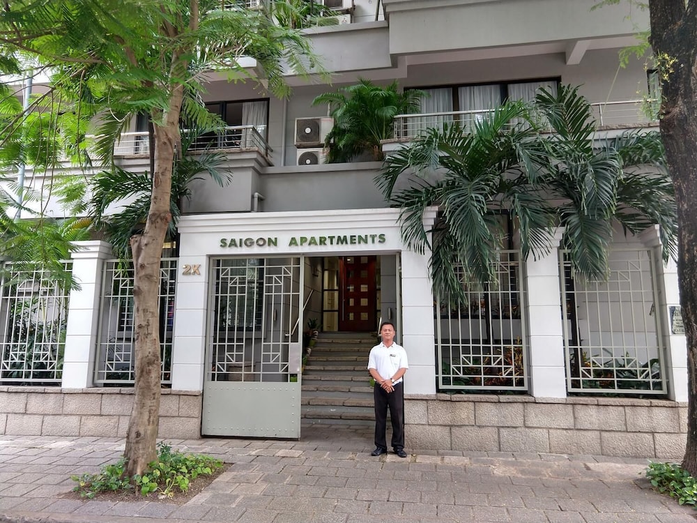 Saigon Apartments 8/72