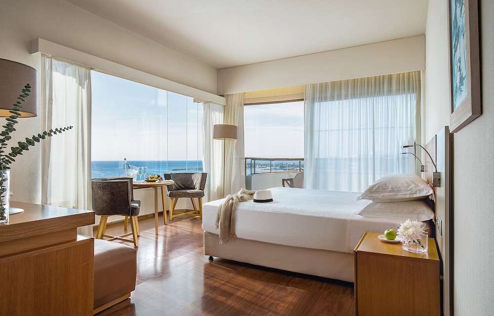 Alion Beach Hotel 20/70