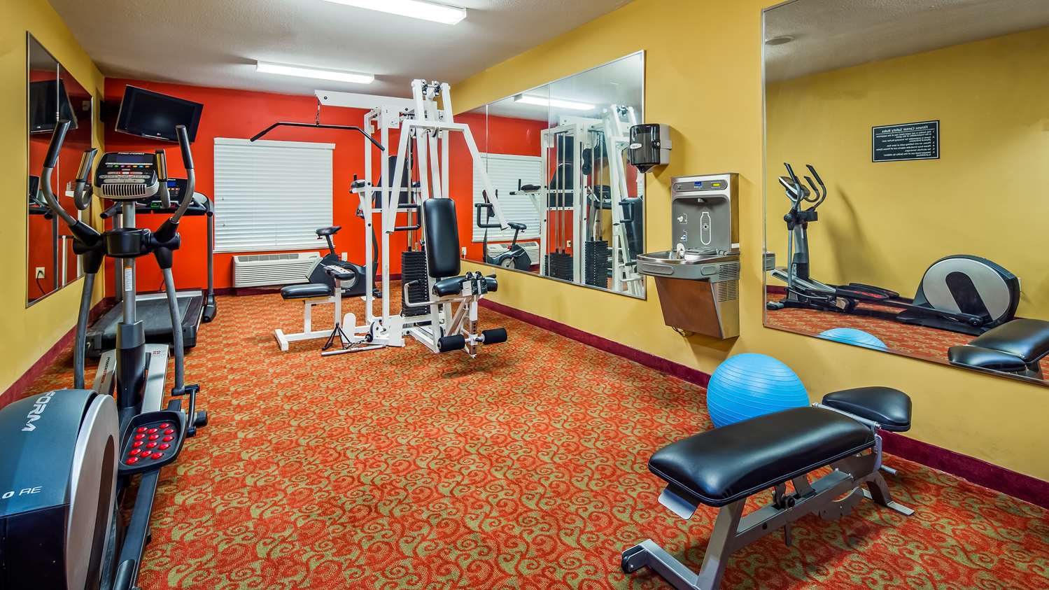 SURESTAY PLUS HOTEL BY BEST WESTERN ALVIN 20/36