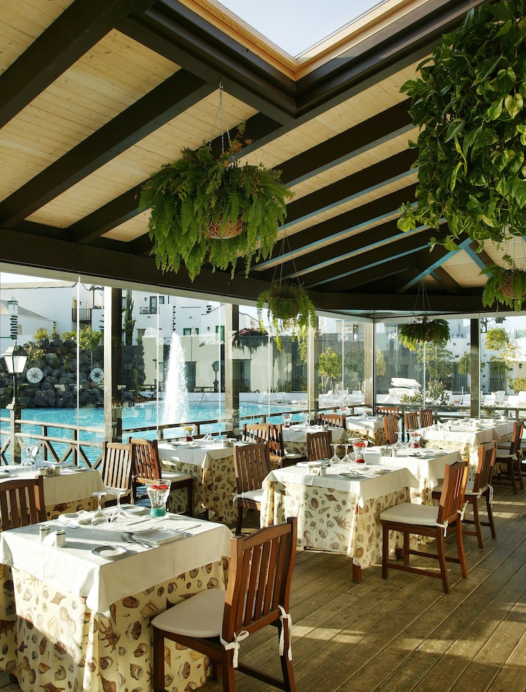 Hotel LIVVO Volcan Lanzarote 59/78