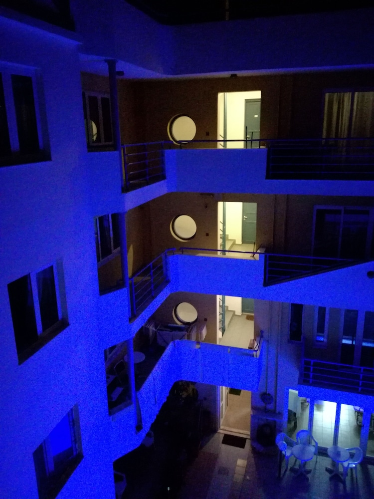 Olympic Star Apartments 36/69