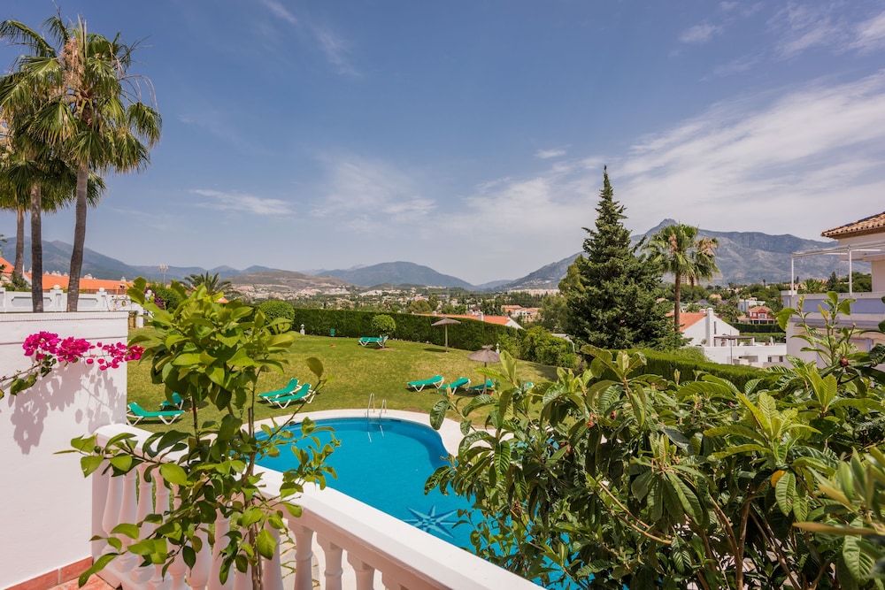 Molo 44 Suites Puerto Banus 1/85