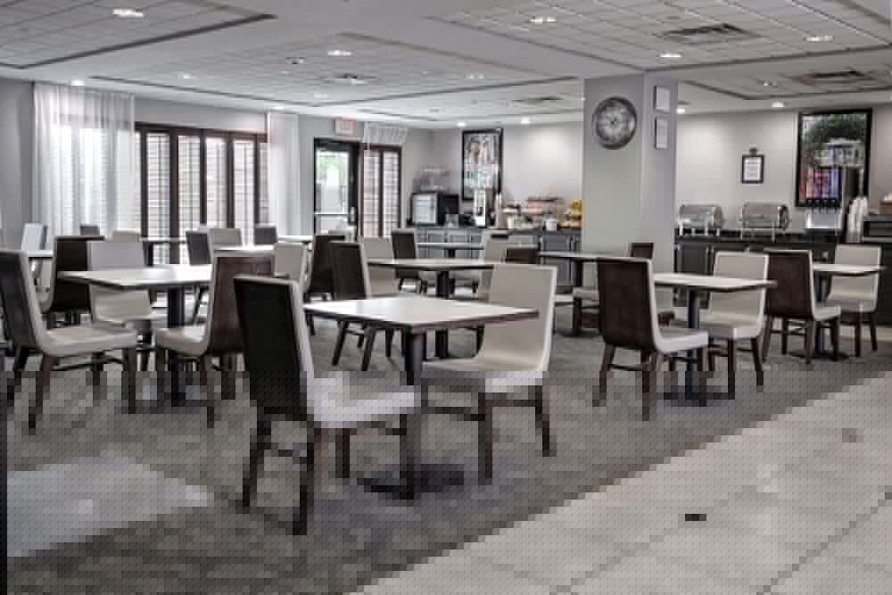 Wingate By Wyndham Savannah Pooler 22/30