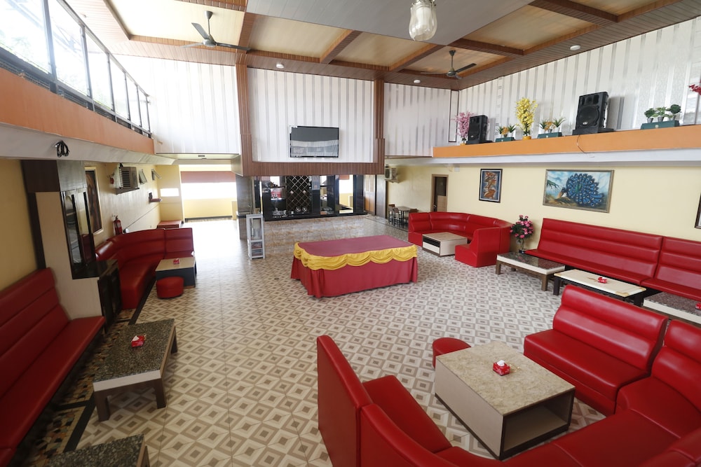 Reddoorz Plus Near Dc Mall Batam 34/39