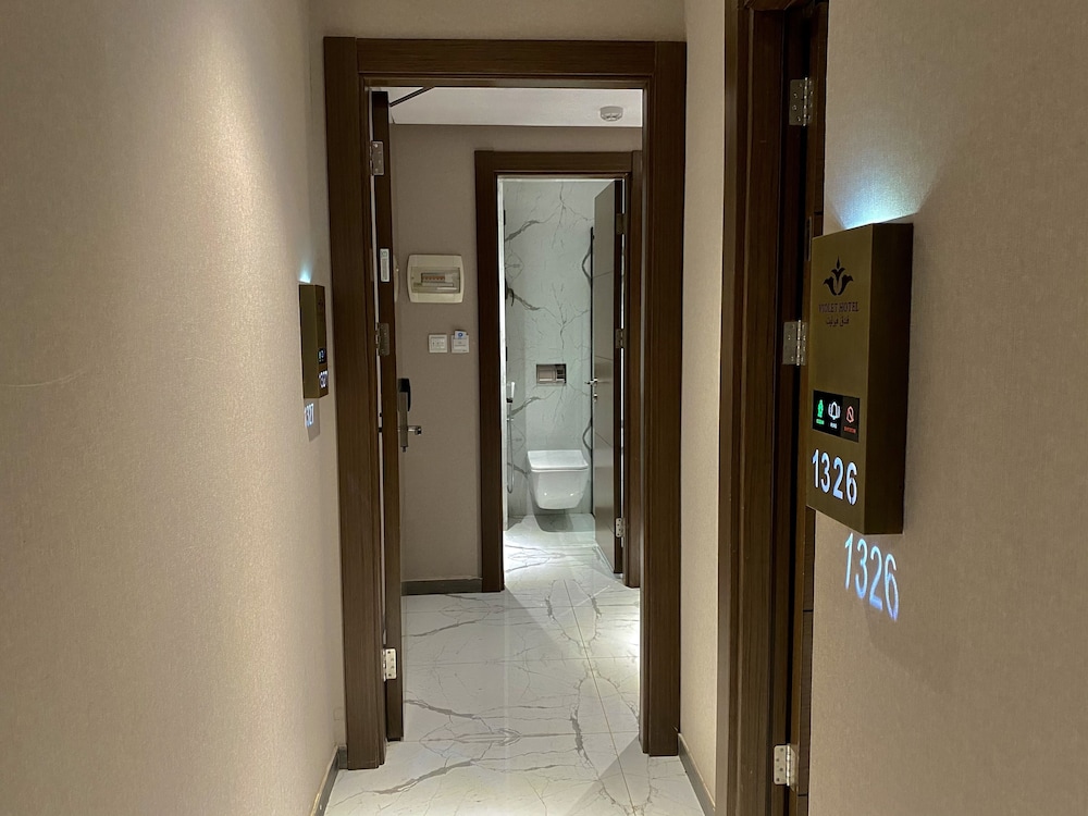 فندق فيوليت الششه(Violet Al Shisha Hotel) 48/49