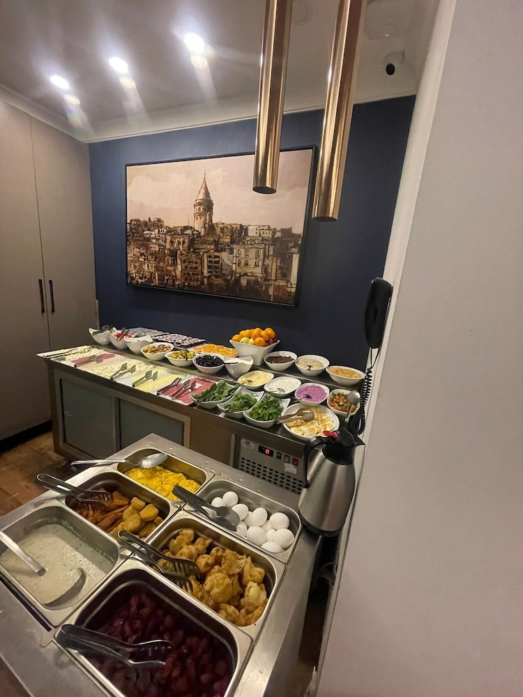Nevi Hotel & Suites Istanbul Taksim 6/37