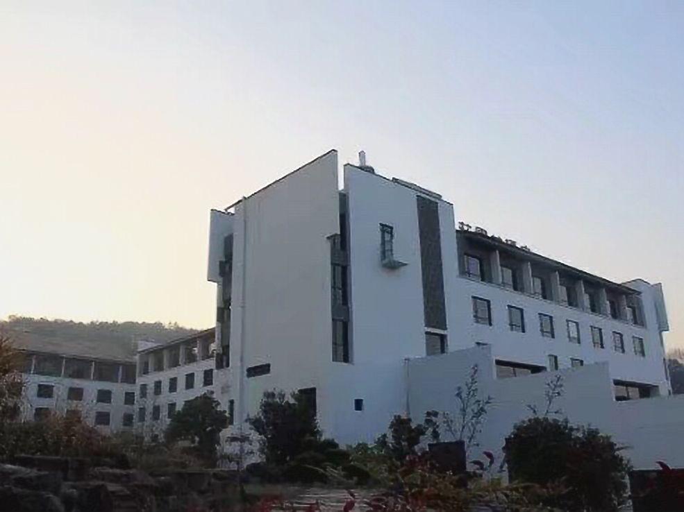 Huangshan Xin'an Country Villa Hotel 1/56