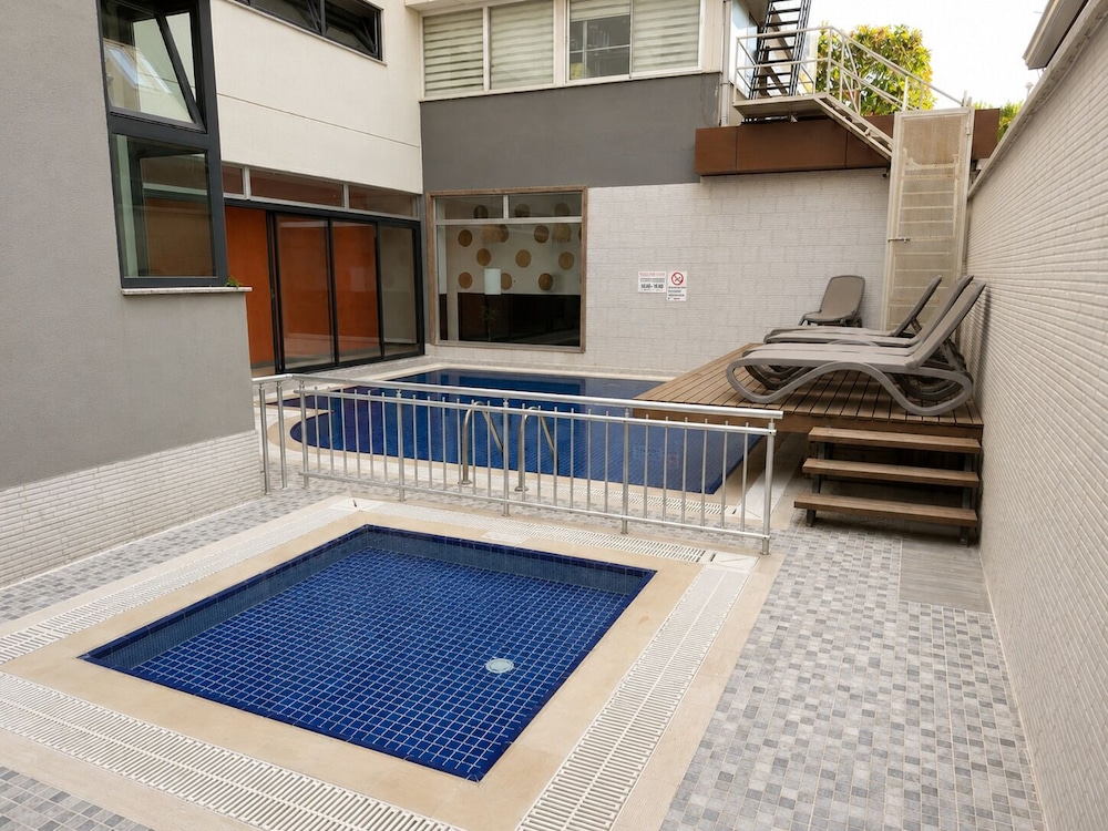 Delfino Boutique Apart Hotel 34/58