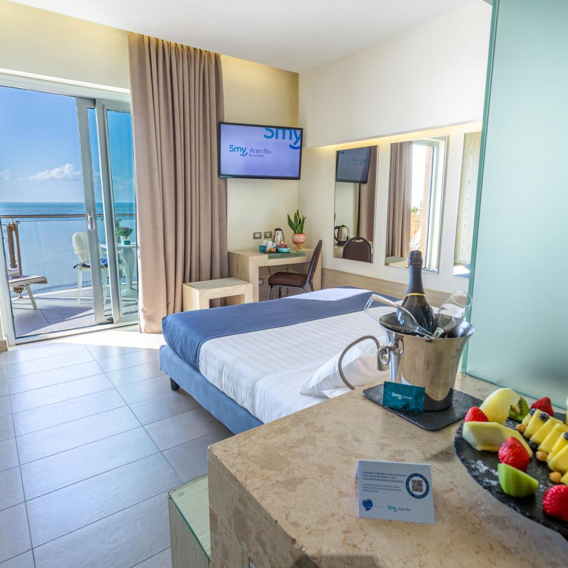 Superior, Double Bed, Sea View, Balcony