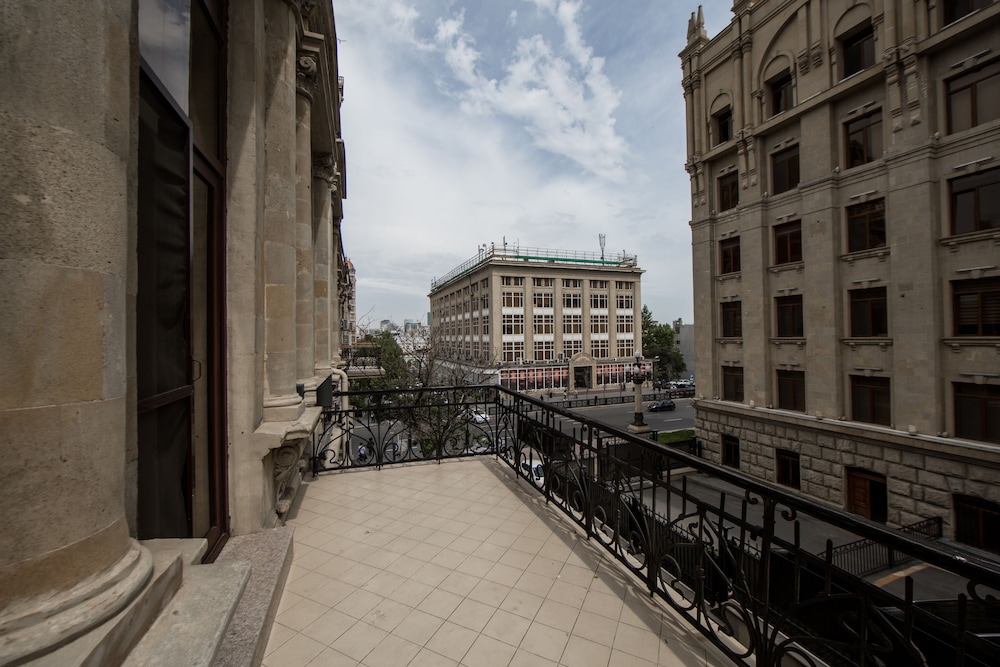 Passage Boutique Hotel 73/78