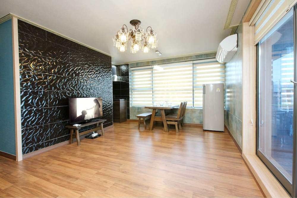 Busan Chaeum Pension 36/50