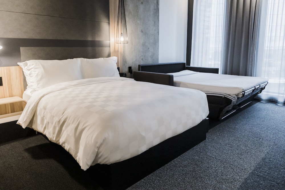 Alt Hotel Saskatoon 10/36