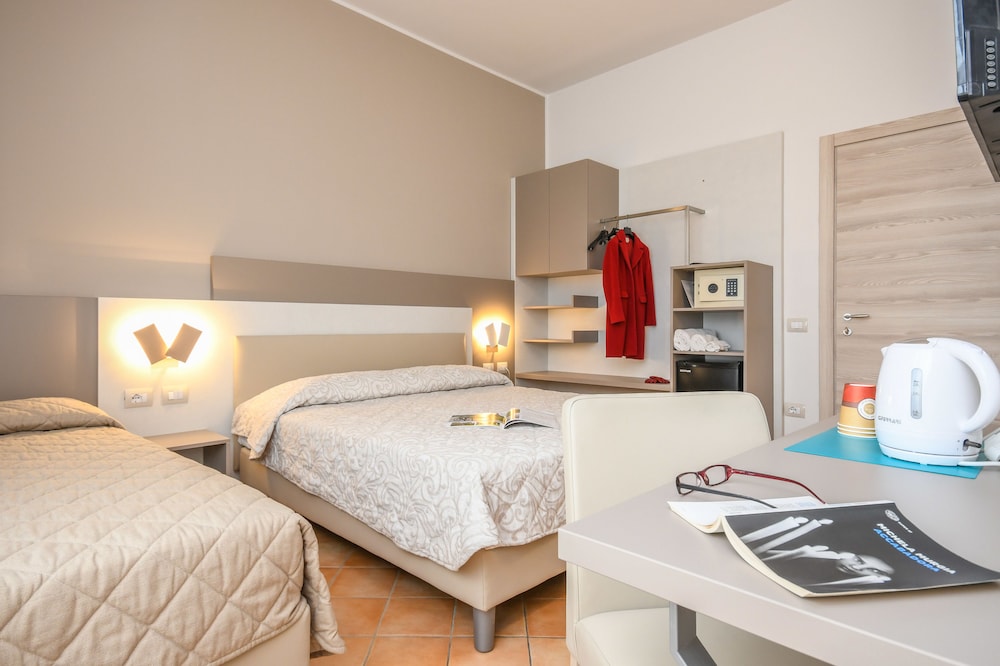 Hotel Riel 36/73