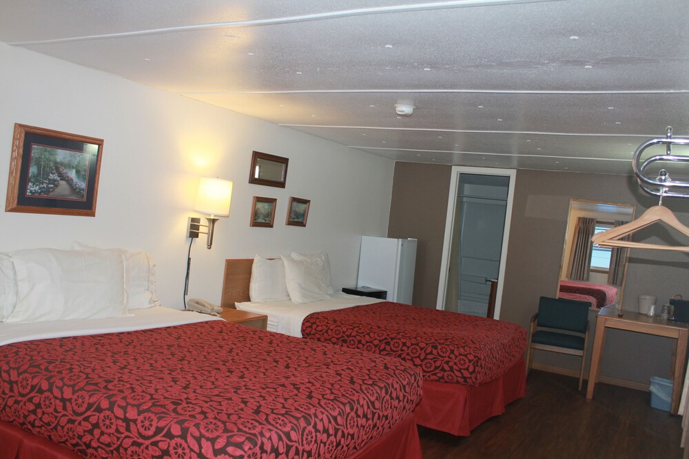 The Brookside Motel 22/37