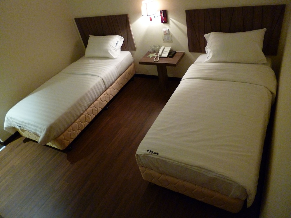 9 Square Hotel - Bangi 10/45