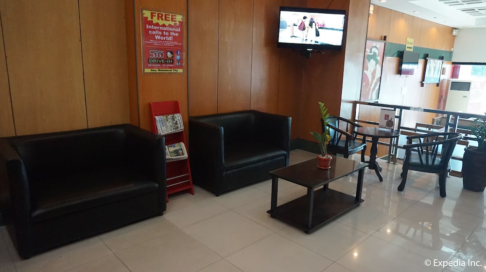 Hotel Sogo Dau Pampanga 27/33