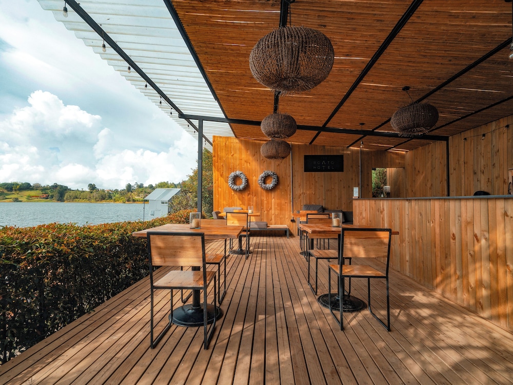 The Boato Hotel 33/46