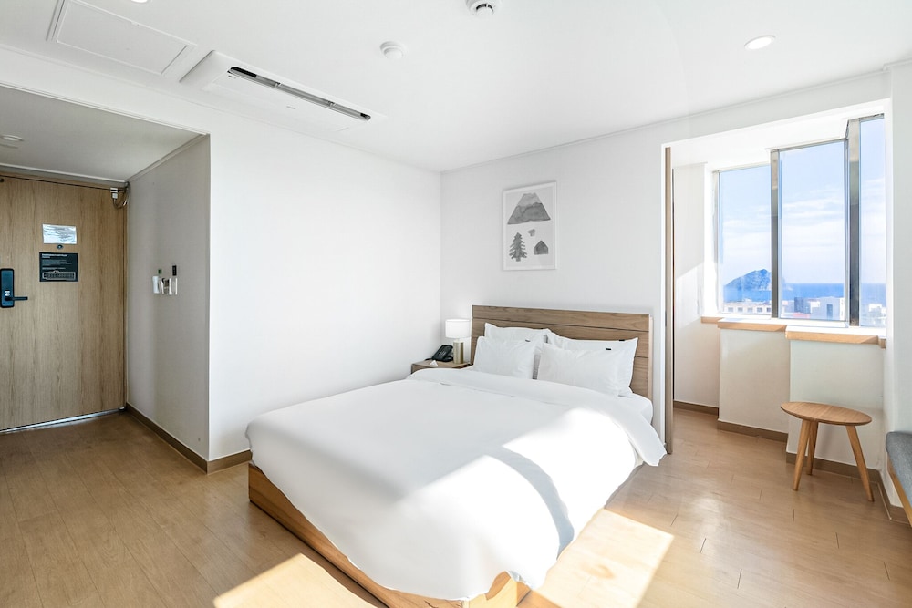 PANORAMA, DOUBLE BED, OCEAN VIEW
