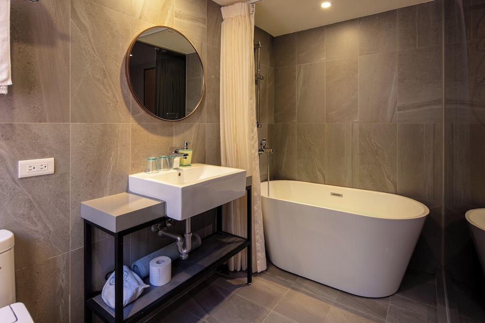 Cho Hotel 3 40/50