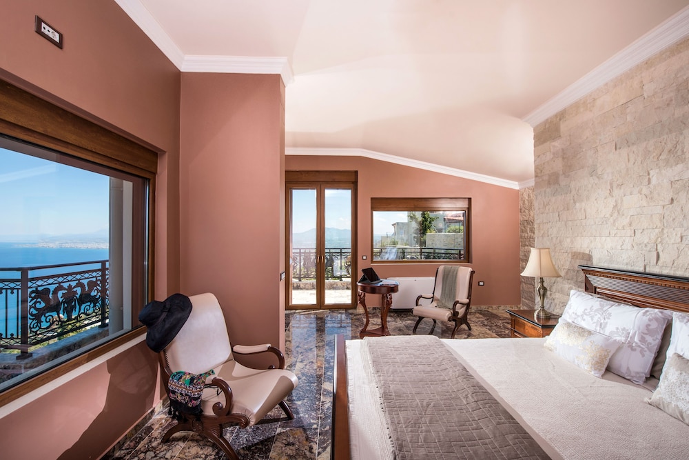 Bella Mare Villa 5/27
