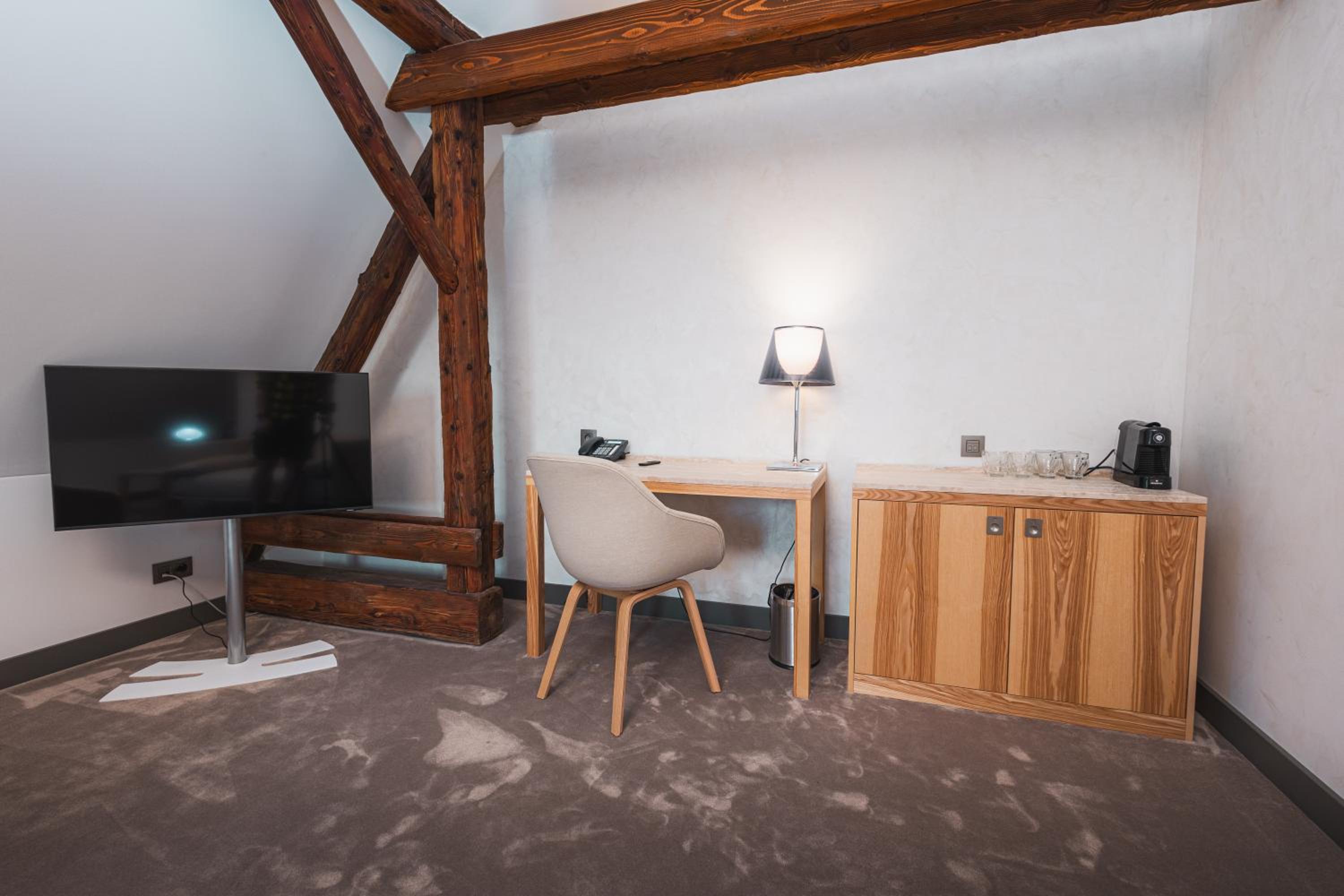 Albrecht Hotel 40/50