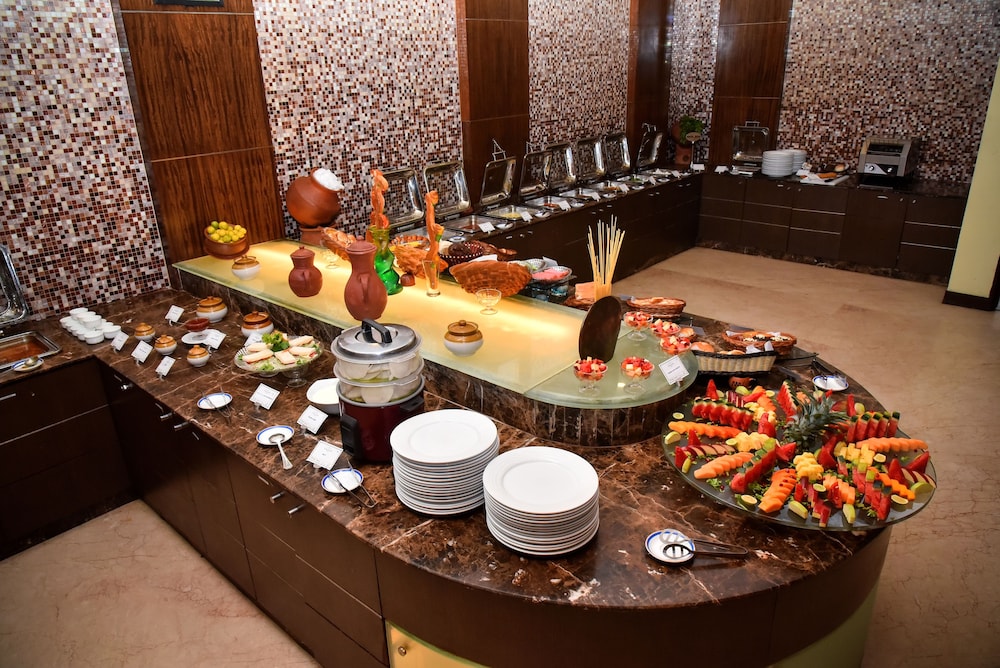 Gokulam Park Sabari Omr Hotel 29/33