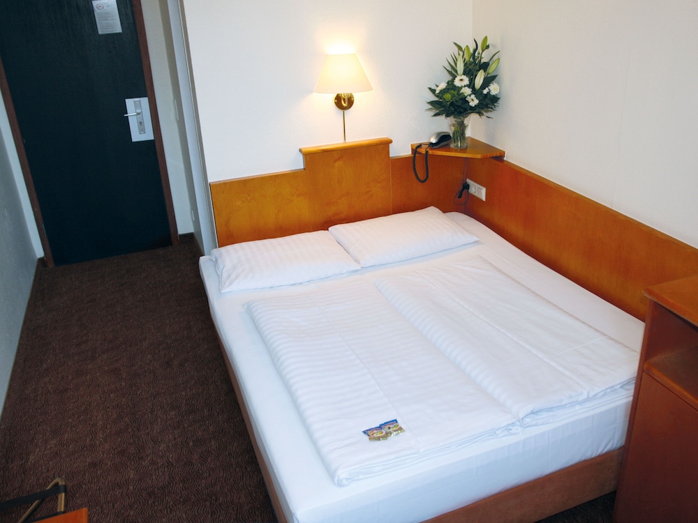 Hotel Ahl Meerkatzen 42/61