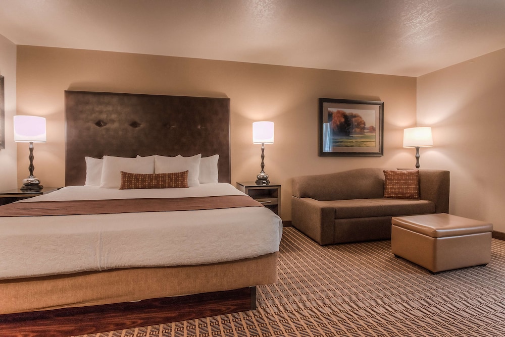 Best Western Plus Yakima Hotel 21/61
