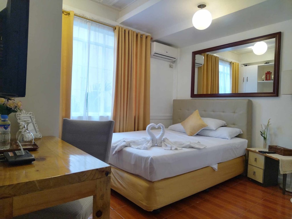 Makati Riverside Inn 16/54